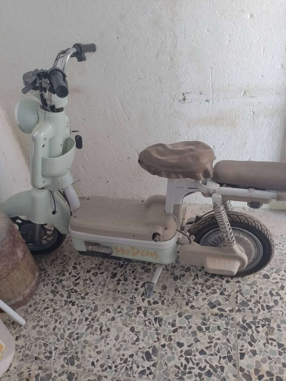 دراجة شحن عاطلة متروكة للبيع سعرة ب 100


**إذا كنت صاحب هذا الإعلان وتريد حذفه لأي سبب، رجاءا أرسل رسالة إلى الدعم الفني**