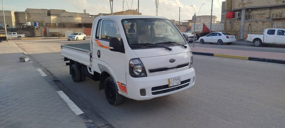 السلام عليكم كيا بنكو موديل 2018 سياره مكفوله من الضربه ومن الصبح ومن العيب الشرعي السنويه لل 30 رقم دولي بس على الاستلام رقم السياره بصره مكان السياره بصره سعر السياره 105 وبيها مجال للشراي ***********
