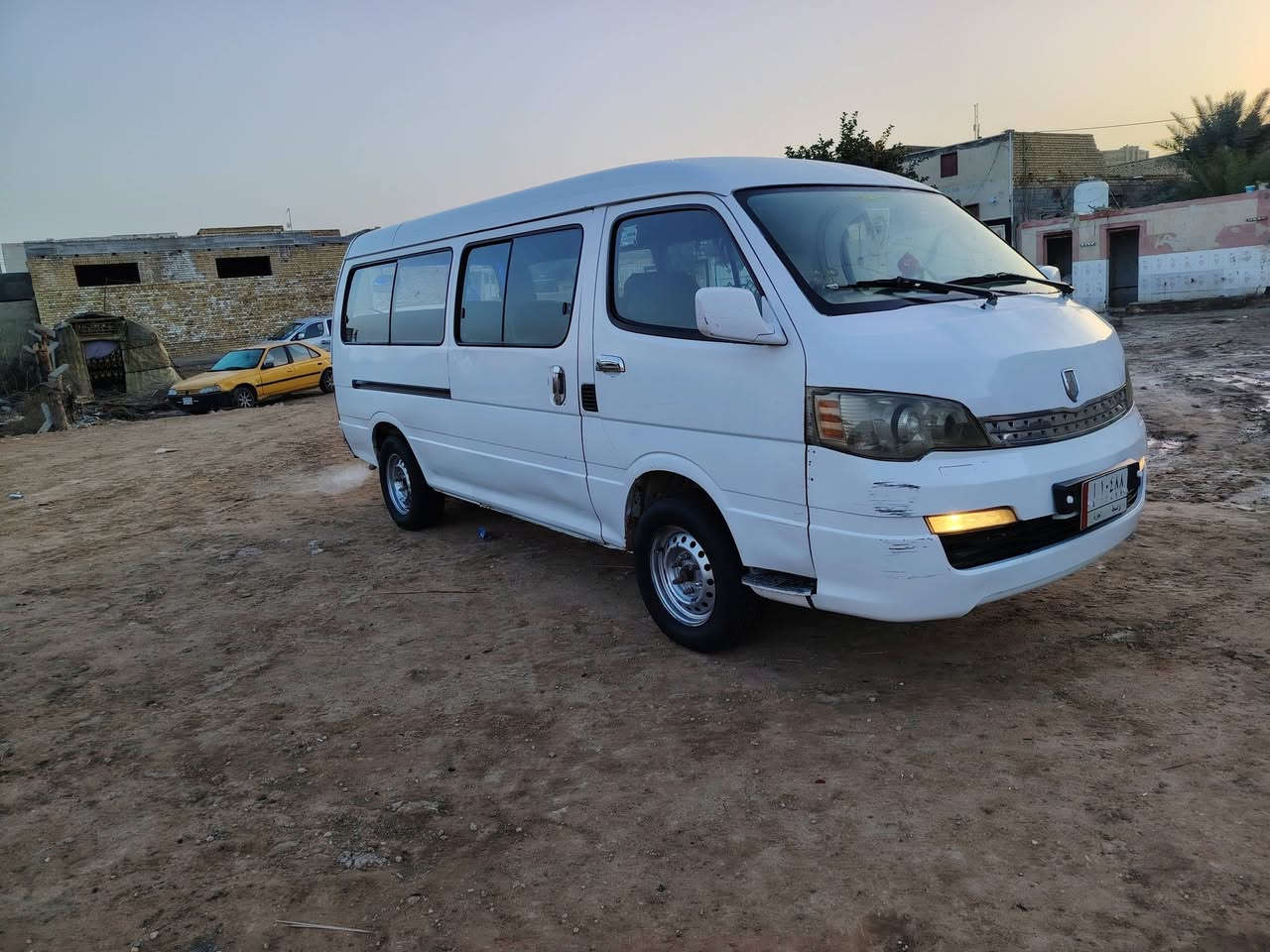 السلام عليكم
جنبي لبيع 14 مكينه ياباني كير اكسن خير من الله 

تخم تاير حداديه جديده دوشمه عامه كهربائيات كله شغاله تدفئه رقم سياره واسط 

سياره حره الف مامطلوبه بيه قاصرين سنه وصير بسمك ابيع موصلليه 

رعيها ب واسط لايت زنون عالي ناصي السياره جاهزه برغي ماعوزهه مكاني ناصريه سوق الشيوخ السعر (48)وبيه مجال 

***********
