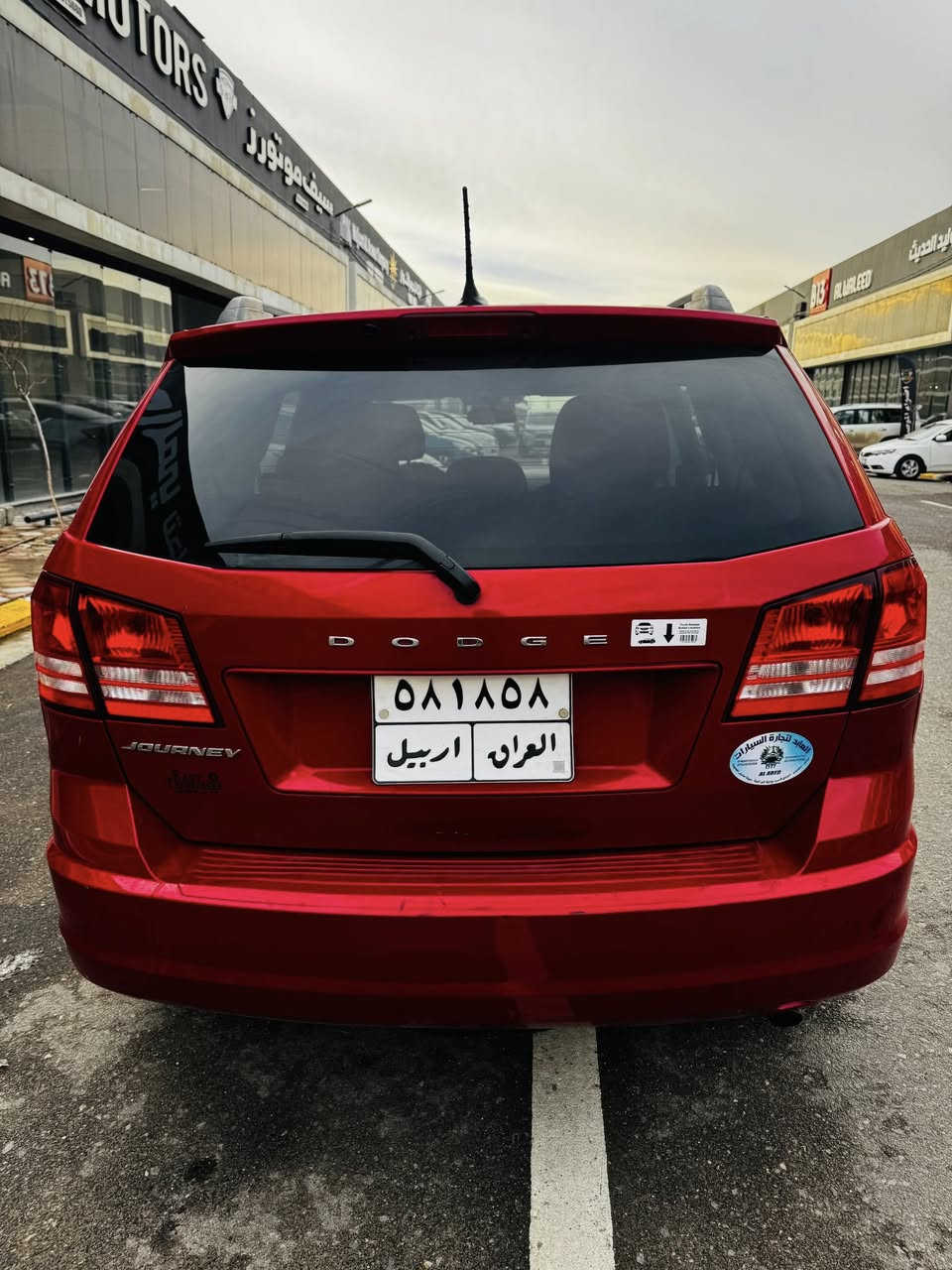 دوج جورني 2018
 7 راكب السياره بلا ضرر بس ملاحضات كدام العين محرك 4 سلندر 2400 محرك وكير شرط السياره تجي بصمه تشغيل بصمه ابواب قطعتين تبريد تحكمات استيرن كشنات كهرب سياره حلوه وعائليه سنويه وهزه ساقطات سعر السياره 130 مكان سياره موصل المعارض الجديده 
***********
***********
