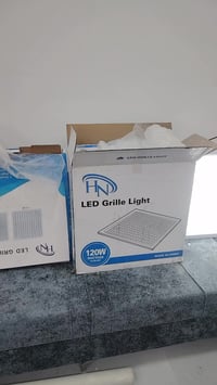 07705000659  سلام عليكم متاح انارة سقف ثانوي حجم 60 في 60 كلهم جديدات ...