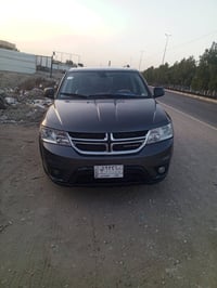 دودج جورني • مرخصه