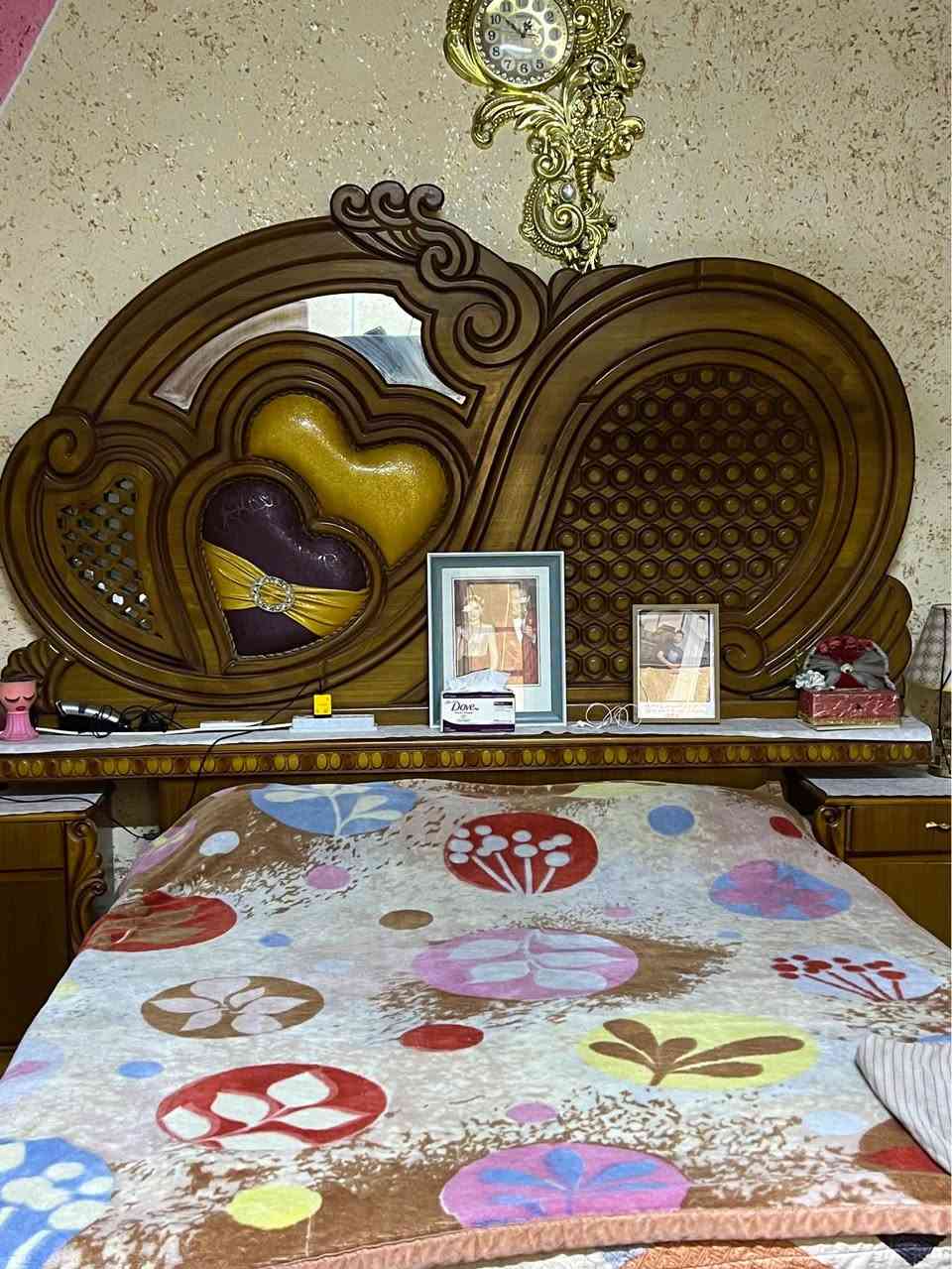 غرفه خشاب كامله  مابيه اي نقص الخشب مالته حلو بيه بعض الملاحضات الاستفسار ع رقم***********موجود واتساب المكان البصره شط العرب البصرة, العراق
