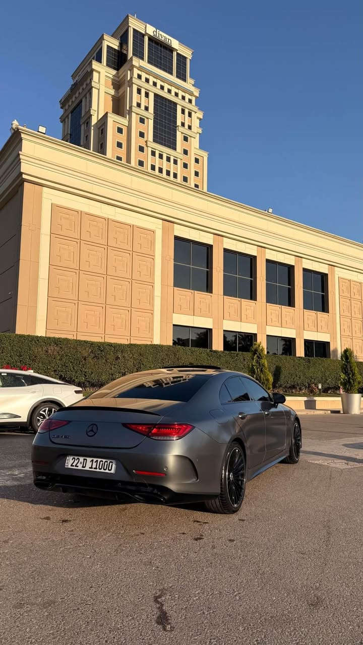 Mercedes benz CLS 450 
موديل2021
محرك V6 3.0L turbo🚀🚀🚀
سيارة لون بلادي مطفي 
بلادي AMG فول مواصفات 
مواصفات:
بصمة
فتحة
٣٦٠ درجة رادار و كاميرات و حساس
برده خلفيه كهربا 
سيستم سماعات برامستر 
صندوق شفط 
واير ليس جارج
كشنات كهربا و خزن و تدفئه 
داخل ٦٤ الوان 
و بعد بيها هواي مواصفات 
ماشي ٦٤الف ميل
سيارة بيها بونيت و جاملغ صبغ بدون دواخل بدون ارباك كامل بلادي
بيها ٣ مكانات كلش صغير PDR
رقم شانصي: W1K2J5JB7MA087047
مكان سيارة اربيل 
سعر 390ورقة و بيها مجال
0️⃣7️⃣5️⃣1️⃣4️⃣5️⃣5️⃣3️⃣3️⃣4️⃣3️⃣ أربيل, العراق


**إذا كنت صاحب هذا الإعلان وتريد حذفه لأي سبب، رجاءا أرسل رسالة إلى الدعم الفني**