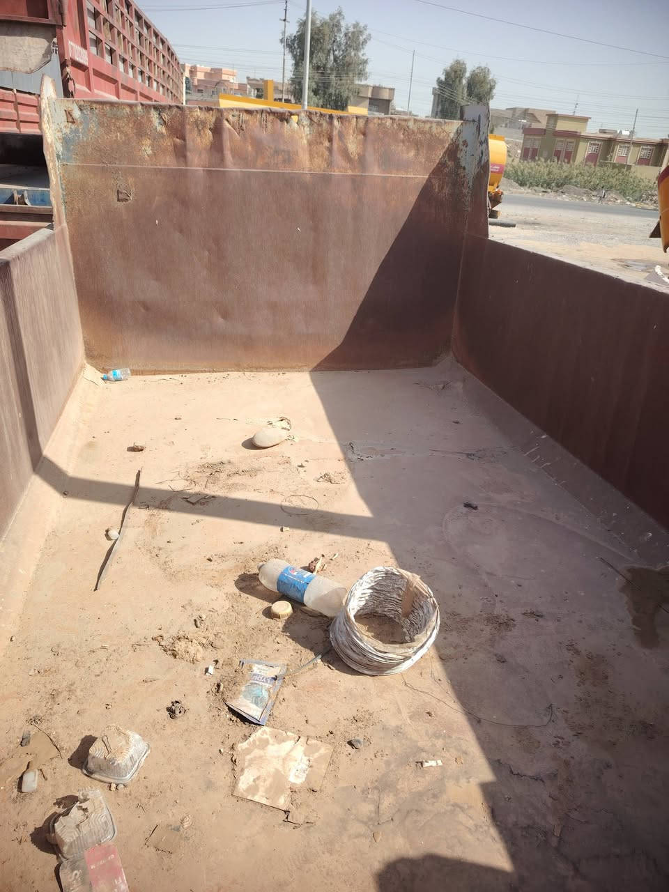 السلام عليكم يوجد بودي قلاب تك سويدي نضيف الساحة جديده الجك ابو الحاسبة السعر 18 بي مجال الرقم***********
