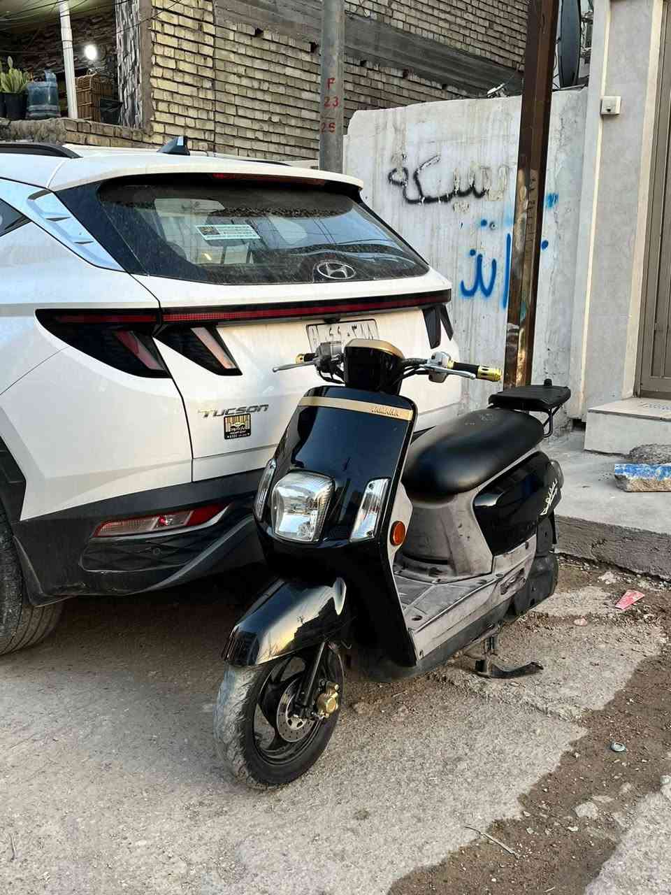 سلام عليكم
ماكس بوليس مسطره للبيع 
الدراجه نازله من الرمبه قبل ( ٣ شهور ) دراجه نضيفه كلش مكفوله كفاله عامه من ناحيه المكينه والكفرات اصليه مجرد بيها ضربه على اليسرى بسيطه صايره جوا والدشبول طافي فقط مابيها اي نواقص دراجه خرسه بيها شلعه ومعدل مرتب ، تاخذها اضمنها الك يومين  كامل افتر شكو فيتر اذا لكيت شي غير الكلتة تاخذها هي وفلوسك

مكاني بغداد الامين 

سعر 950 وقابل للتفاوض

*********** واتساب فقط
