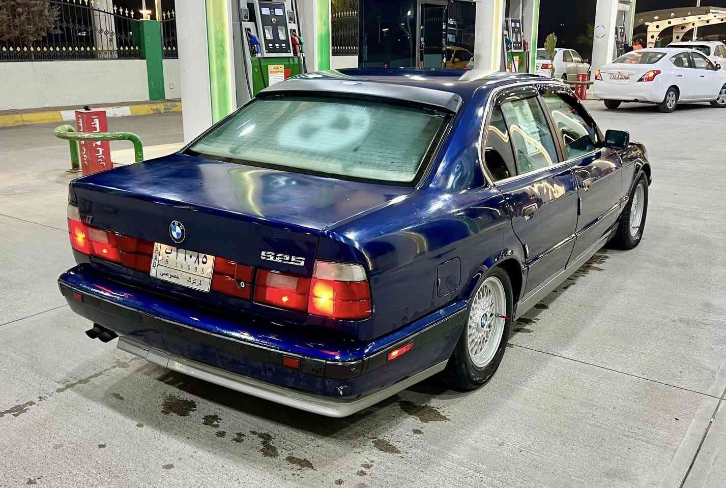 بيئم حجم 525 اصل موديل 93 رقم كركوك شرط التحويل بطاقه بانزين بيه صبغ عام جماليه بدون ضربه داخل جلد صاج كير محرك شرط تخم تاير تبريد تدفئه شغال سياره جاهزة مابيه نقص السعر 62 العنوان كركوك رقم الهاتف ***********
