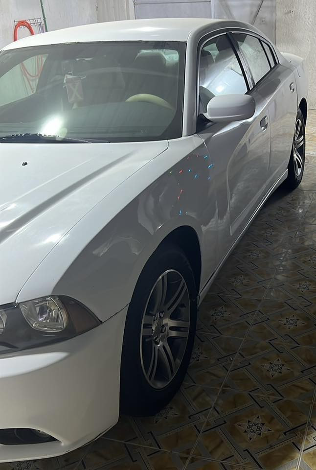 السلام عليكم شباب جارجر موديل 2014   ادوات ادوات مكفوله وانتر بول وعشائر  وكصه متومه طبق الصل ع رقم شاصي 
مكفوله حداديه تخم تاير مكينه كير كلهن مكفولات  العنوان بصره السعر 75 //*********** @
