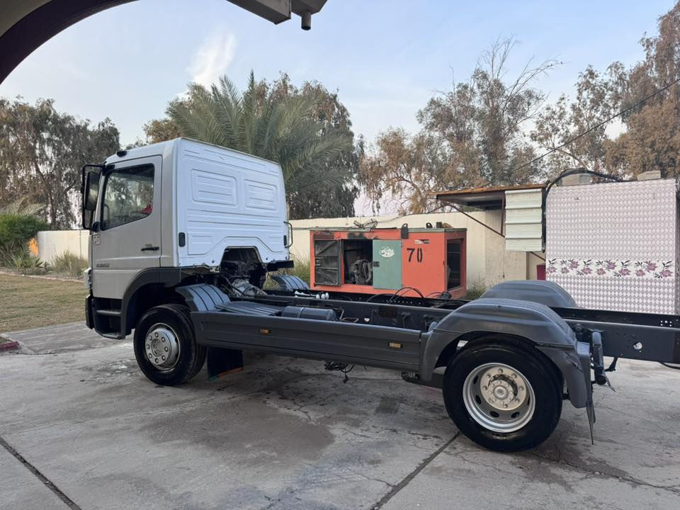 للبيع اتيكو 8برغي 6سلندر موديل 2006 رقم أربيل مسجله تنكر 
مكفوله كير مكينه اكسل شاصي صبغ بشرط السياره جاهزه للعمل 
السعر 180 وبيها مجال 
العنوان ديالى كنعان 
***********
