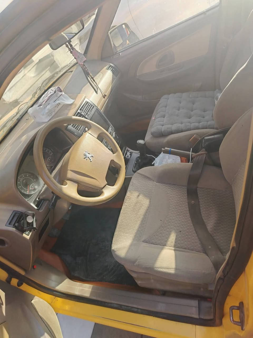 السلام عليكم بيجو لميس 2016 دشبول عالي المرغوب باتري جديد كهربايات كله شغالة مابيه اي نقص بيه منضومه زنون عالي ناصي صدر امامي خلفي جديد بيه بدايه تبخير تخم تاير جديد بيه بارد باب العبري وطخه بايسكل يم البك لايت تبريد ثلج مصفره هيئه وغرامات رقم بغداد الدولي سياره مكاني مدينه الصدر قطاع 10 سعر 48وبيه مجال بسيط  *********** بسمي تحويل مباشر
