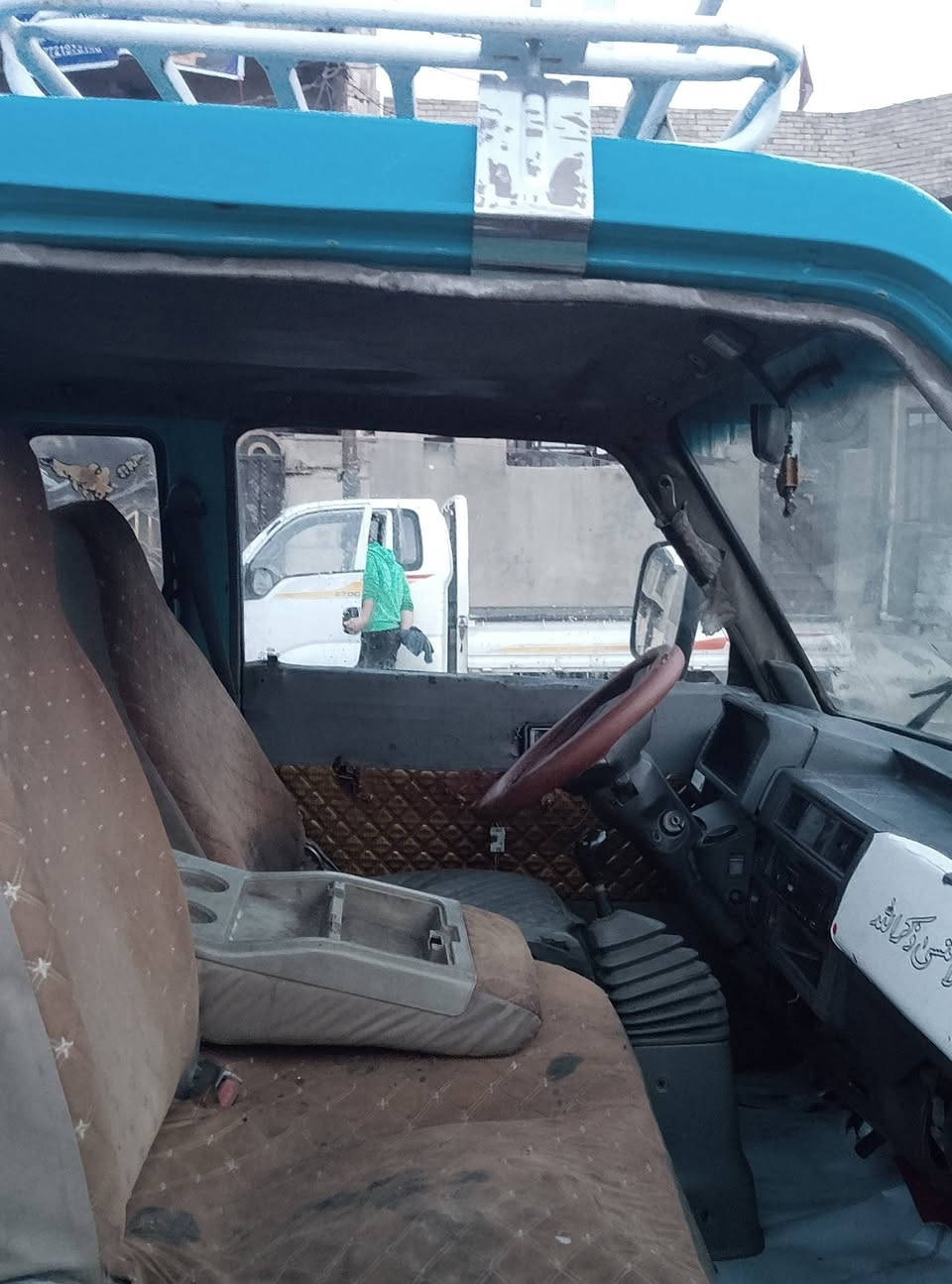 السلام عليكم كياالبيع مديل 1996مكان بغداد رقم بغداد السعر57وبه مجال الاستفسار ***********
