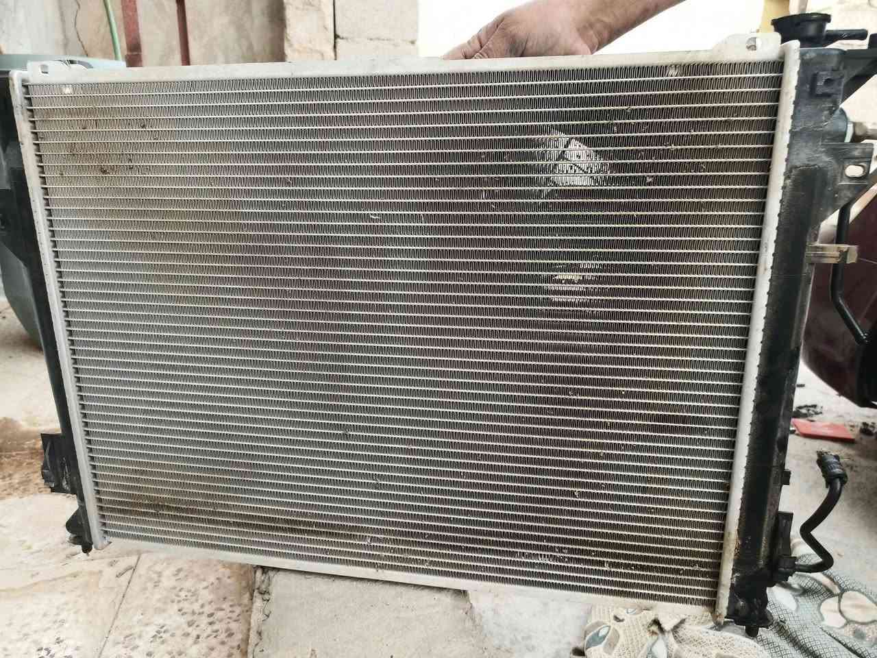 غراض سوناتا للبيع
راديتر + مروحه شغالات ومابين اي خلل 
سعر الراديتر + المروحه 100
+ موجود مري ام الإشارة لون ابيض فقط الجهة اليسرى اكو كسر بالكفر والإشارة فقط 
وموجود مكثف مروحة تبريد + فيشة 
وموجود مسجل شاشة 
وموجود اربع ابواب موديل 9 لون ماروني نسبة النظافة 50%
وموجود بدنا موديل 9 
وموجود سبير كامل حجم 16/215/65
المكان كوت


**إذا كنت صاحب هذا الإعلان وتريد حذفه لأي سبب، رجاءا أرسل رسالة إلى الدعم الفني**