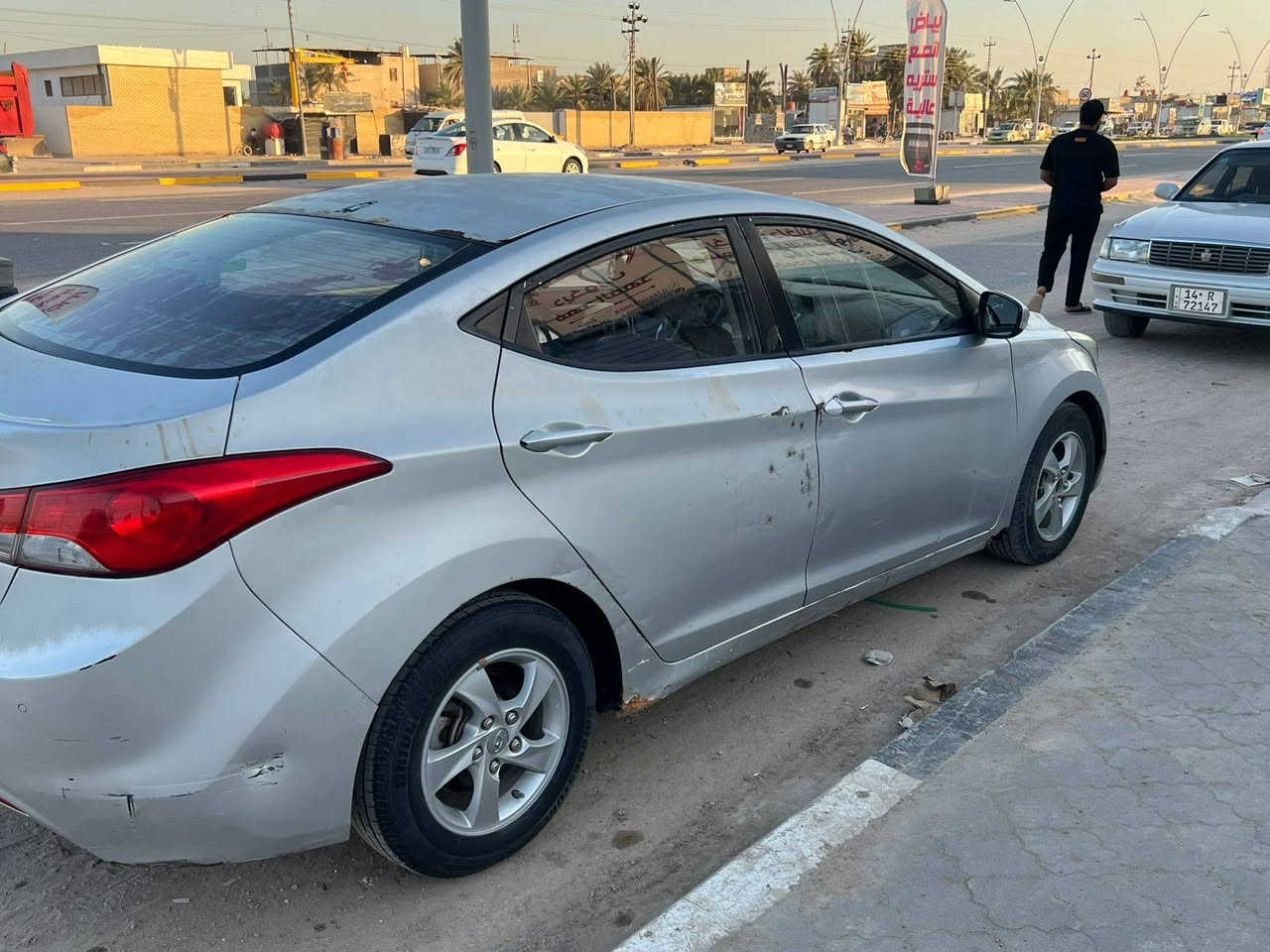 السلام عليكم 
الانترا أفانتي مديل 2012 للبيع للاستفسار الاتصال على الرقم *********** علما ان محرك السياره يبخر  سعرها ٧٠ والنضافة شوف العين
