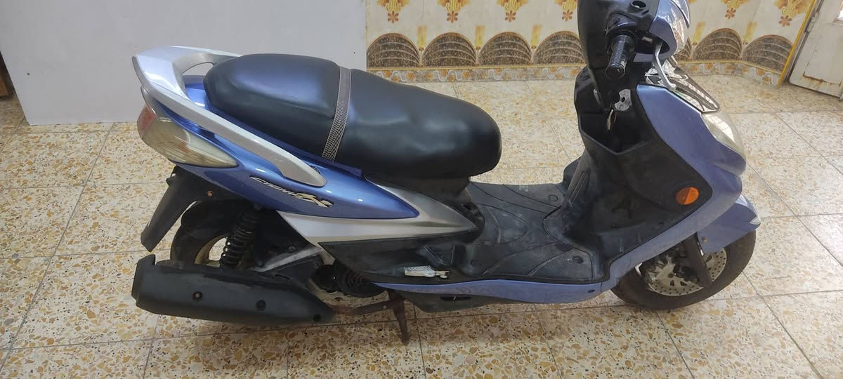 سلام عليكم
دراجه سكنس فحل كوري ام طلعات نوزل خطين

دراجه خير من الله اي نقص مابيه

دراجه مفتوحه بدل ولفات صليه مال تفصيخ مكينه ناعمه كلش نكرسف

السعر850بيه مجال حك الجيه واني خادم الطيبين

رقم ***********
