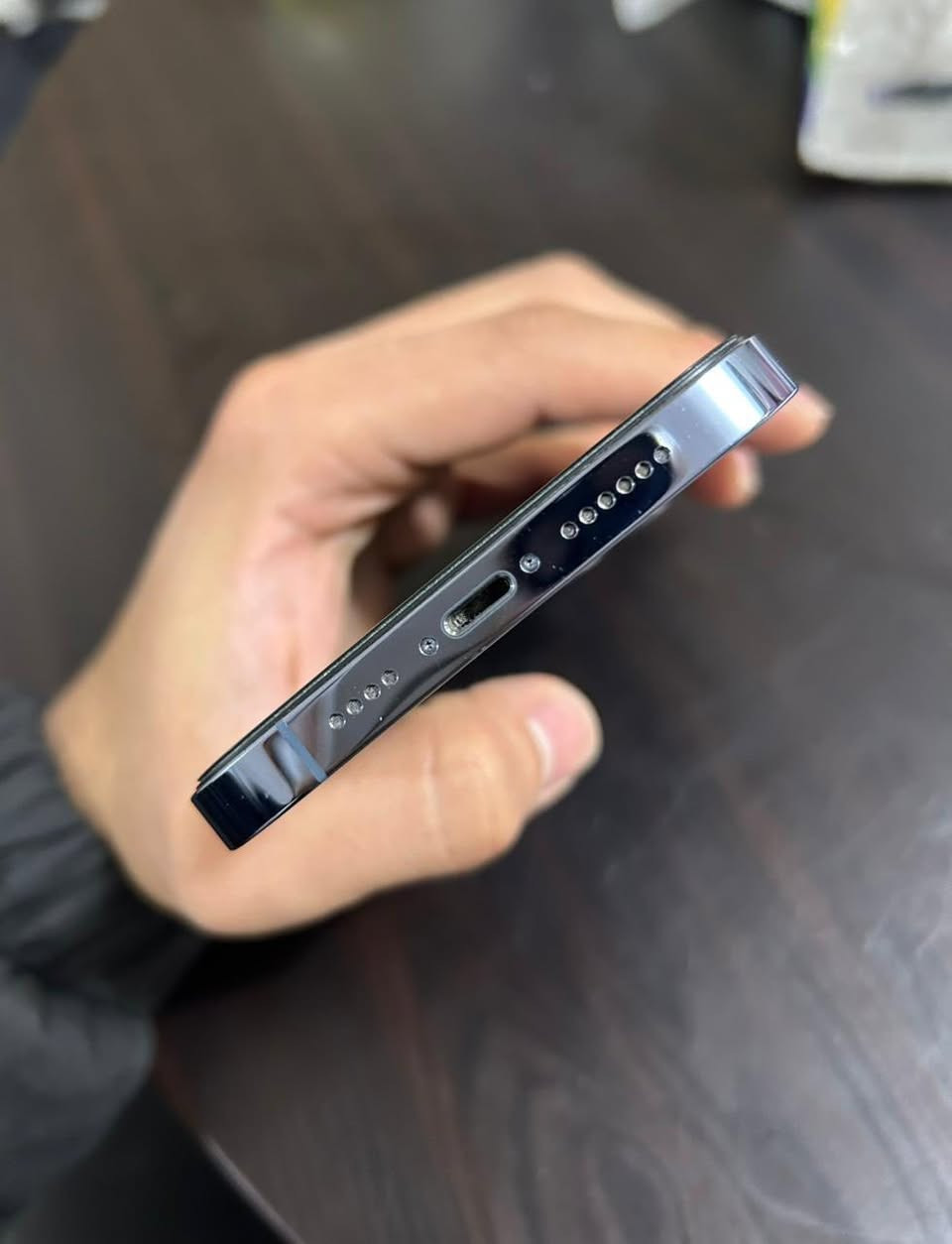 ايفون 13 برو ماكس نموذج M
ذاكره 256

النظافه 100‎%‎ الجهاز كلش كلش نضيف 

الجهاز  كله شغال وفول 

بطارية 79

فقط مستبدل شاشه اصليه درجه أولى يعني احسن شاشه بالسوك تاخذه تفحصه وتشوفه السلاسه والالوان مابيه اي فرق عن شاشة ابل 

مكلف بالنشر، لحد يتواصل وياي اتصل بالرقم 👇👇👇👇👇

السعر 490  

مكاني نجف

واتساب ***********
