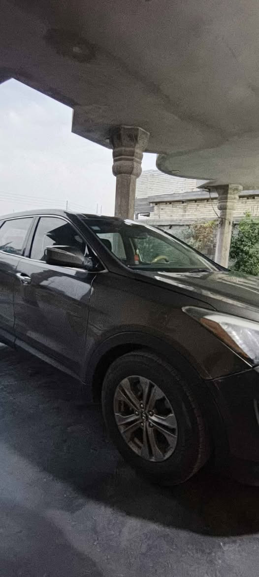 السلام عليكم 
سنتافي
موديل ١٤امريكي فقط بنيد مبدل وبيه كم قطعه صبغ بدون دواخل مكفولة كير محرك لغود شواصي 
فول موصفاات عدا البصمه فقط يحتاج دوشمه و صدره نضافته ٦٠بلميه مكاني بغداد بسمايه إتصال فقط متوفر*********** بغداد, العراق
