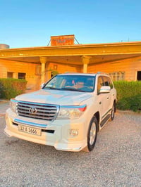 لاندكروزر • ٢٠١٢ • بدون دواخل