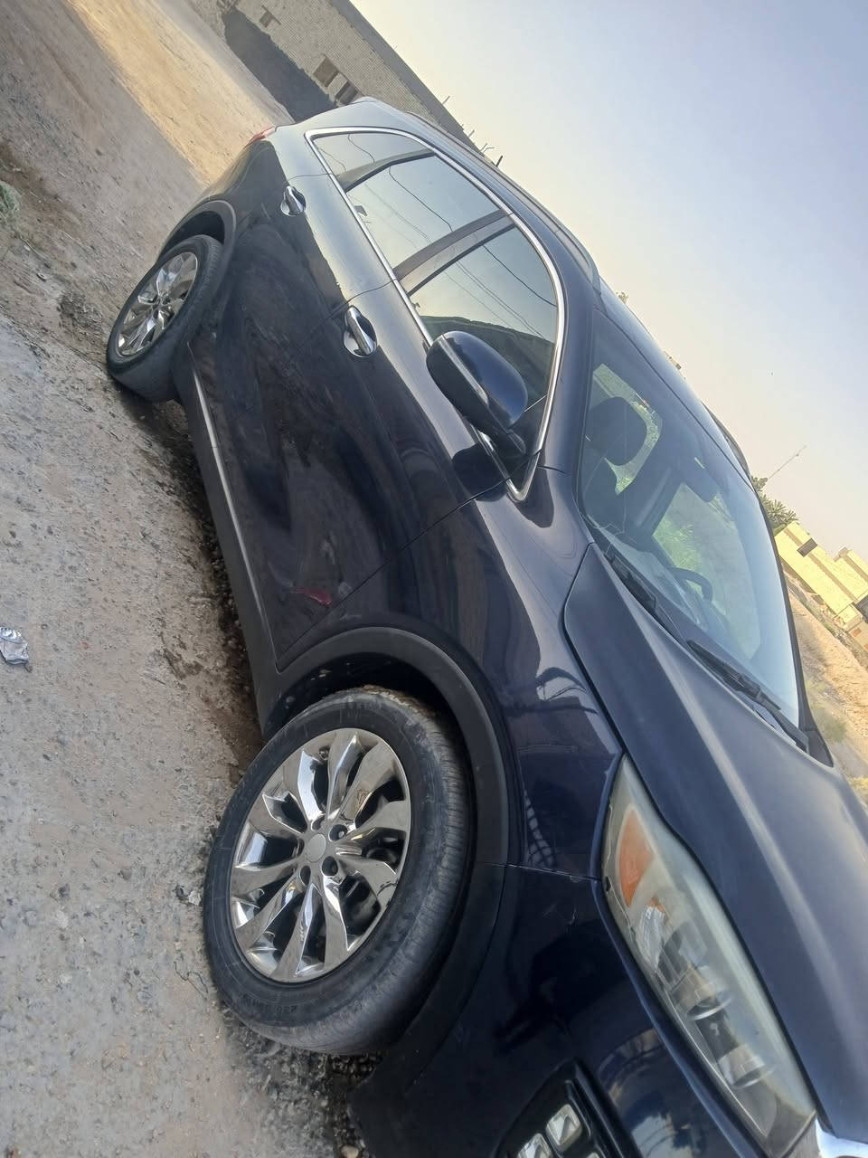 السلام عليكم سورنتو مديل 2016وارد امريكي بنيد جاملغ بدون دواخل  سياره جاهزه مكينه كير تبريد كله جديد بسمي  بيه جرد باب خلفي وبنيد سعر 155بيه مجال مكاني بابل ***********
