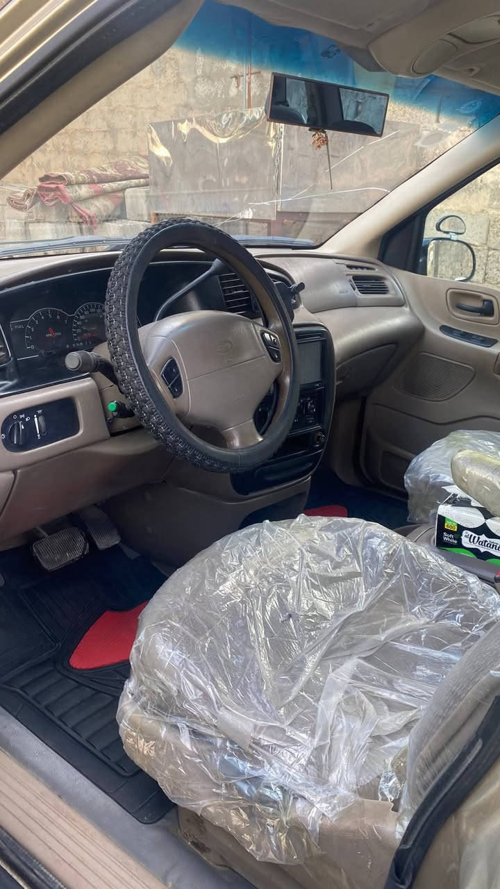 اللهم صلِ على محمد وال محمد 
للبيع  فورد موديل 2000 (بأسمي)رقم بغداد مشروع وطني تحويل مباشر 
سنويه لل2028 هزه جديده
كير محرك مگفولات محرك 3000 كهربائيات كلها تشتغل أبلاديه مصبوغه احزام بدون ضربه بدون تبديل كلها ليبل واحد 
مابيها نقص برغي تاخذ ماتصرف عليها الف دينار (فتحه فيت بم يم الكشنات) 
الغرفه كلش نضيفه وابلادية السياره مال جناي كشنات دشبول كلش نضيفات
تخم تاير جديد سلف داينمو حساسات فقط التبريد نقص راديتر مكاني بغداد المدائن 
سعرها 53 وبيها مجال قليل 
***********
