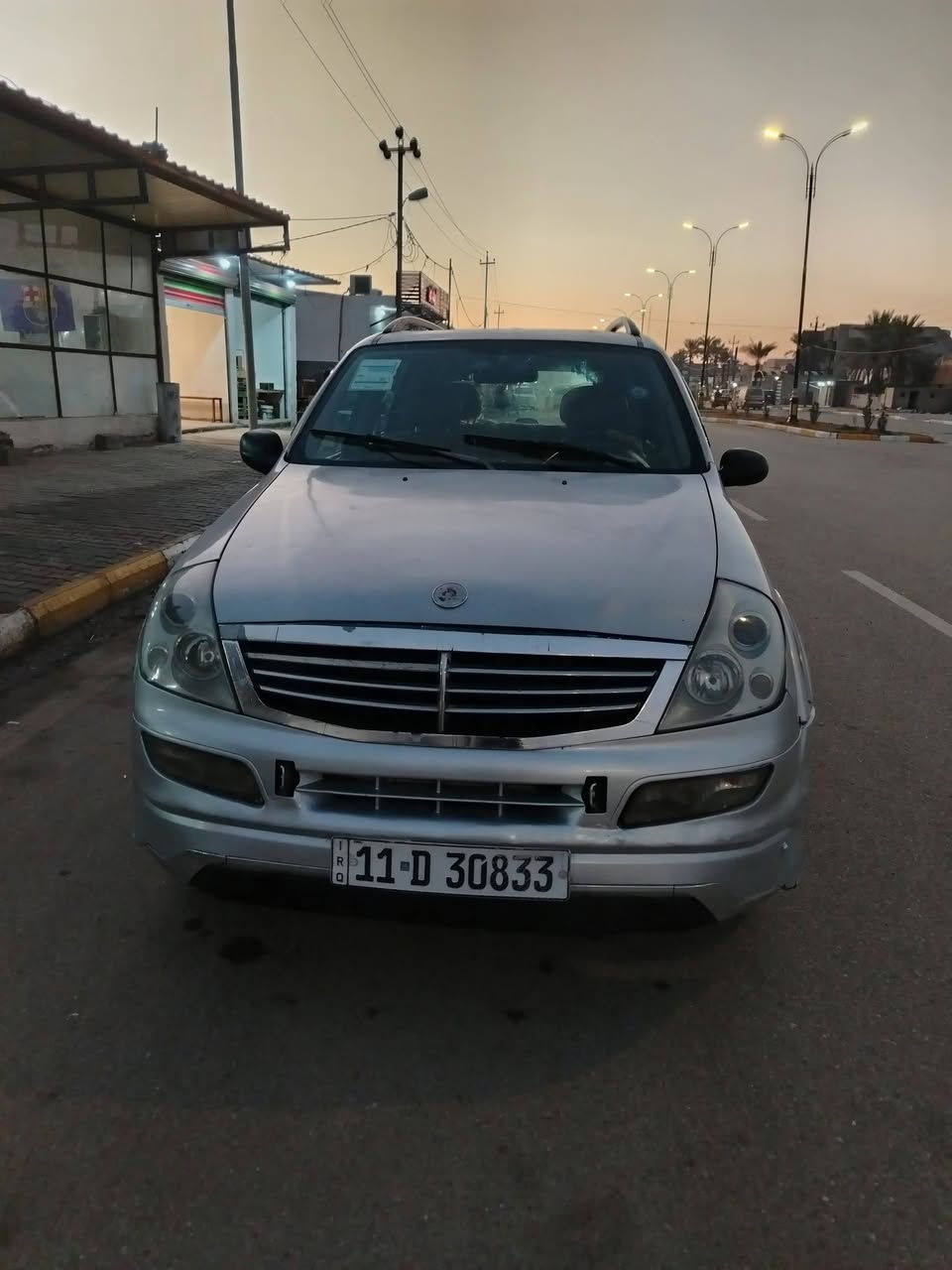 السلام عليكم ريكستان سونغ يونغ ٢٠٠٦ لبيع محرك بردو
السياره بسمي تخم تاير جديد صدر امامي وخلفي جديد
السعر ٦٥ بيها مجال قليل ***********
