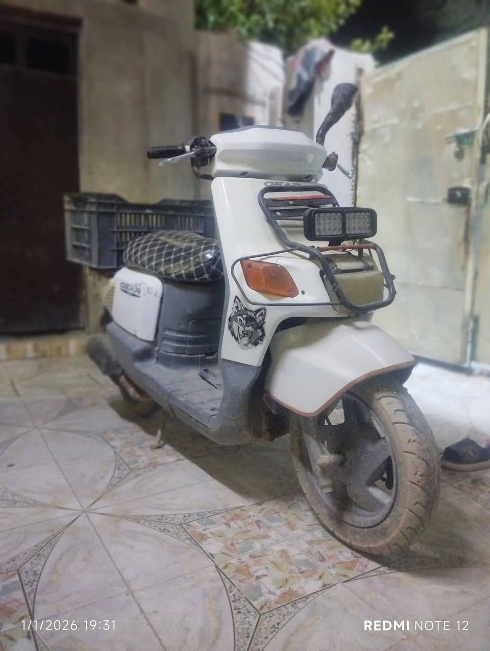 من رخصت صاحب الكروب
متاح دراجه بيكم نضيفه  كابريته 
شغاله السعر 200الف 
وياها غراض وياله وتايرات تانكي 
صالنصه  العنوان الطارمية  
***********
