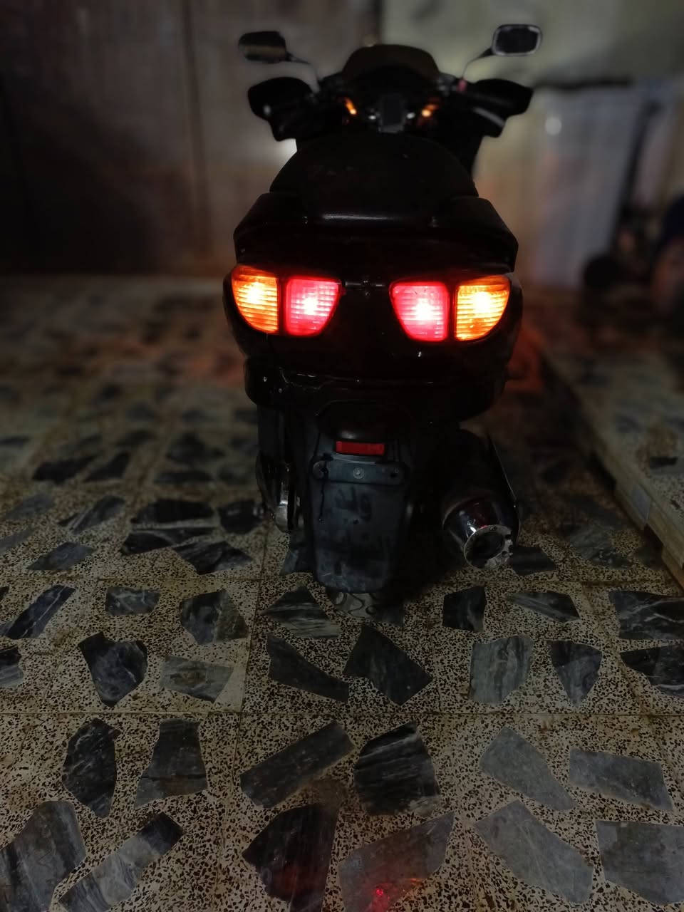 سلام عليكم
للبيع فورزه 08

دراجه نضيفه ونكره اي عيب مبيها 

عميه 

مكينه ناعمه كلش

فقط نقص جامرلغ امامي

سعر 800

مكان كركوك 

***********
