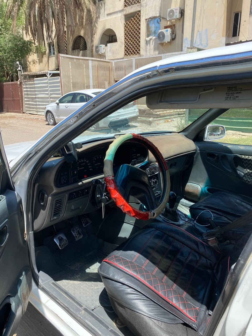 سلام عليكم سياره برنس للبيع 
تفاصيل السياره تبريد شغال ثلج مكينه 2000 كير عادي سياره مسويلهة ادامه فيت بم جديد الكاربيد مو العادي بلكات وايرات جدد ادامه عامه نوزلات فلاتر وألى اخره باتري جديد لايت زنون تخم تاير جديد سياره ناعمه صدرهة 70‎%‎ مسويلهة ادامه عامه السياره مال جناي صارلهة عدنه من 2012 ترايك لشمال السعر 27$وللاستفسار الاتصال على ***********او***********
