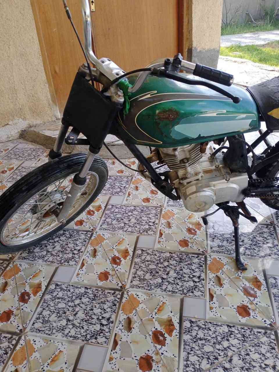 سلام عليكم نامه شلامجه البيع مكينه 23وراق مكان حله دبله السعر 300بيه مجال اذا رقم ***********
