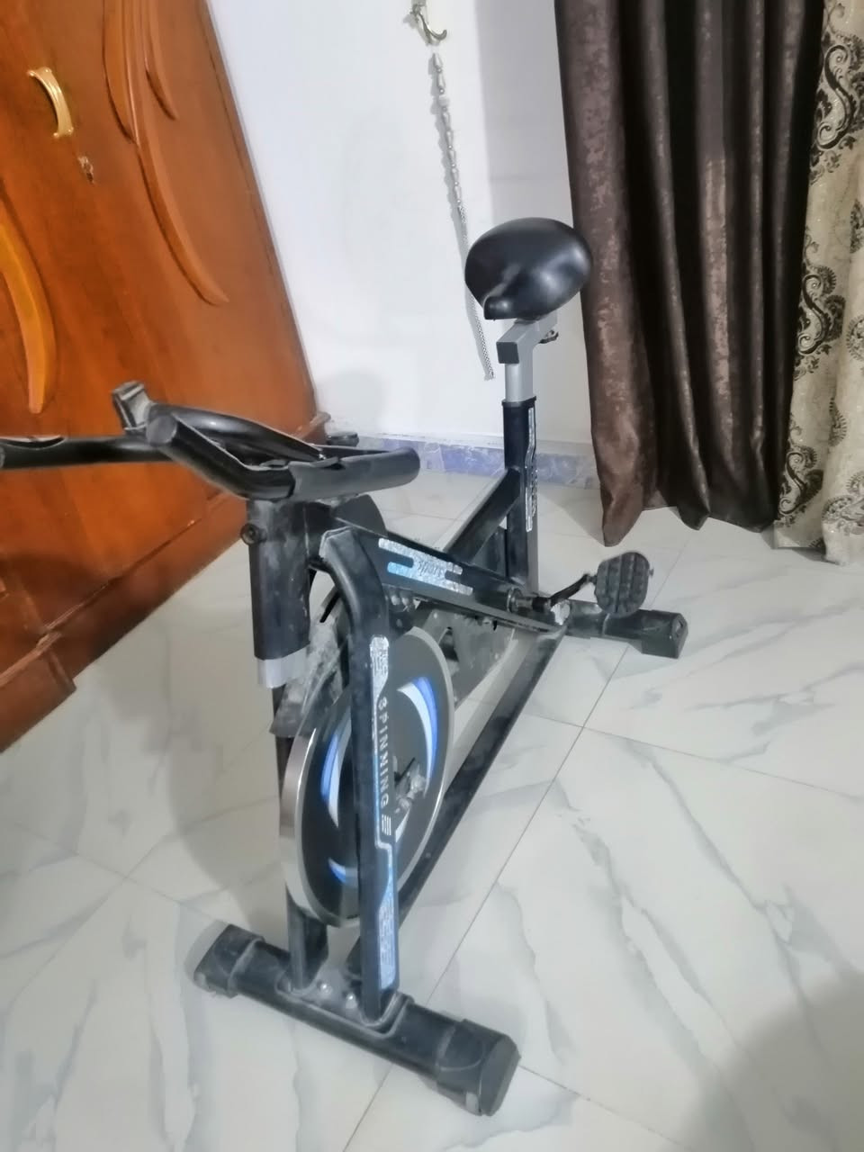 جهاز بايسكل رياضي باله جدا جدا نضيف التواصل رقم الهاتف  فقط واتساب***********
