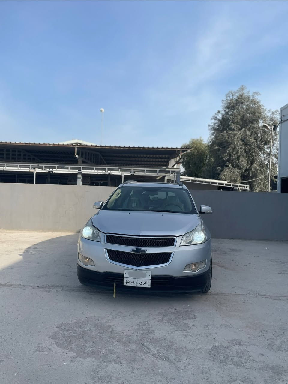 السلام عليكم ترافرس ٢٠٠٩ خليجي فول مواصفات
بأسمي السيارة على وضعها البلادي كشنات جلد تدفئة فتحتين سقف  تحكمات كشنات وستيرن تبريد شغال ثلج  بيها طخات ترجع ع البارد 
سعرها ٨٧ ورقة بيها مجال للشراي تجي تشوفها ع راحتك مكاني بغداد وهذا رقمي ***********
