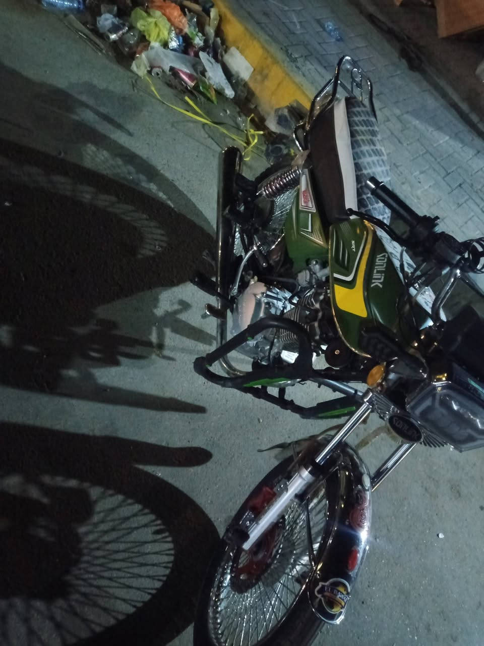 السلام عليكم دراجه لبيع موديل 24 محدث 25نضافه تجي تفحص وشوف سعر جوه سوك 650وبي مجال
📞***********
