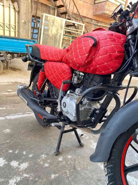 بوكسر موديل 2025 الدراجة مكفولة وجديدة ماشية 5000 رقم اربيل تحويل ثاني يوم دراجة شوفة عينكم جديدة سعرهة 2500 وبيها مجال بسيط مكاني بغداد الحرية 
 ***********
