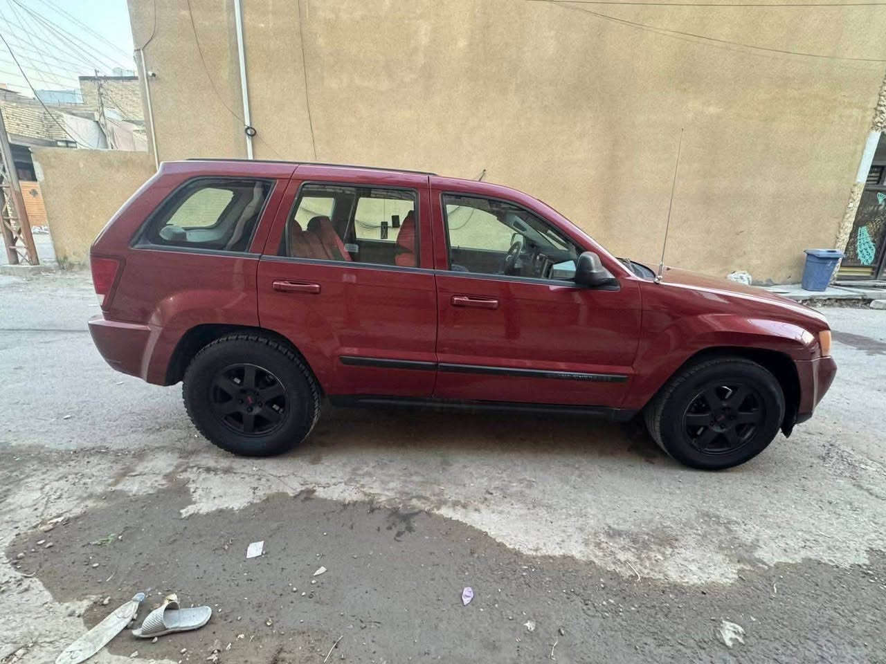 بيع او مراوس جيب لاريدو موديل ٢٠٠٨  رقم بغداد انكليزي بأسمي هزة وسنوية مجددهن حادثها حافة البنيد والجاملغ ركن اللايت الايمن فقط مصبوغه حزام جراد بدون دواخل محرك 6سلندر 3700 سعرها ٨٥ وبيها مجال بسيط مكانه بابل او بغداد
*********** اتصل وبيك خير وتدلل

