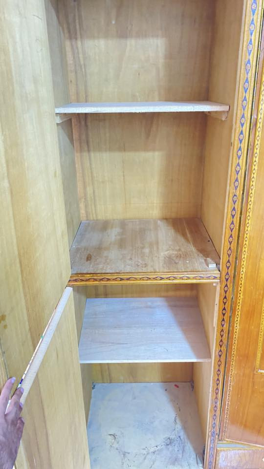 سلام عليكم 🫡 كنتور 6 بوب ومجرات 2 نضيف البعد حدود مثل مشوفون بل صوربي ضربه صغيره

بوب ما مضرره ونضيفه هوا مفاتيحه جاهز كبل تجي تاخذه بدون فتح مفتوح كله تاخذه بس شده مكان بعيثه متواجد واتساب ***********
