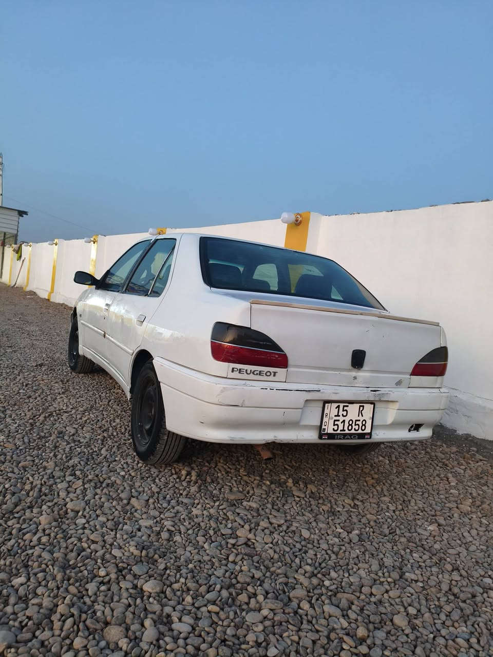 السلام عليكم للبيع بيجو 306رقم انكليزي مشروع وطني بسمي الانبار كير ومحرك شرط طخم اطارات جديد وباتري جديد بيه صبغ البچم بدوم ضربه مكاني الشركاط السعر 35وبيه مجال الاتصال ***********
