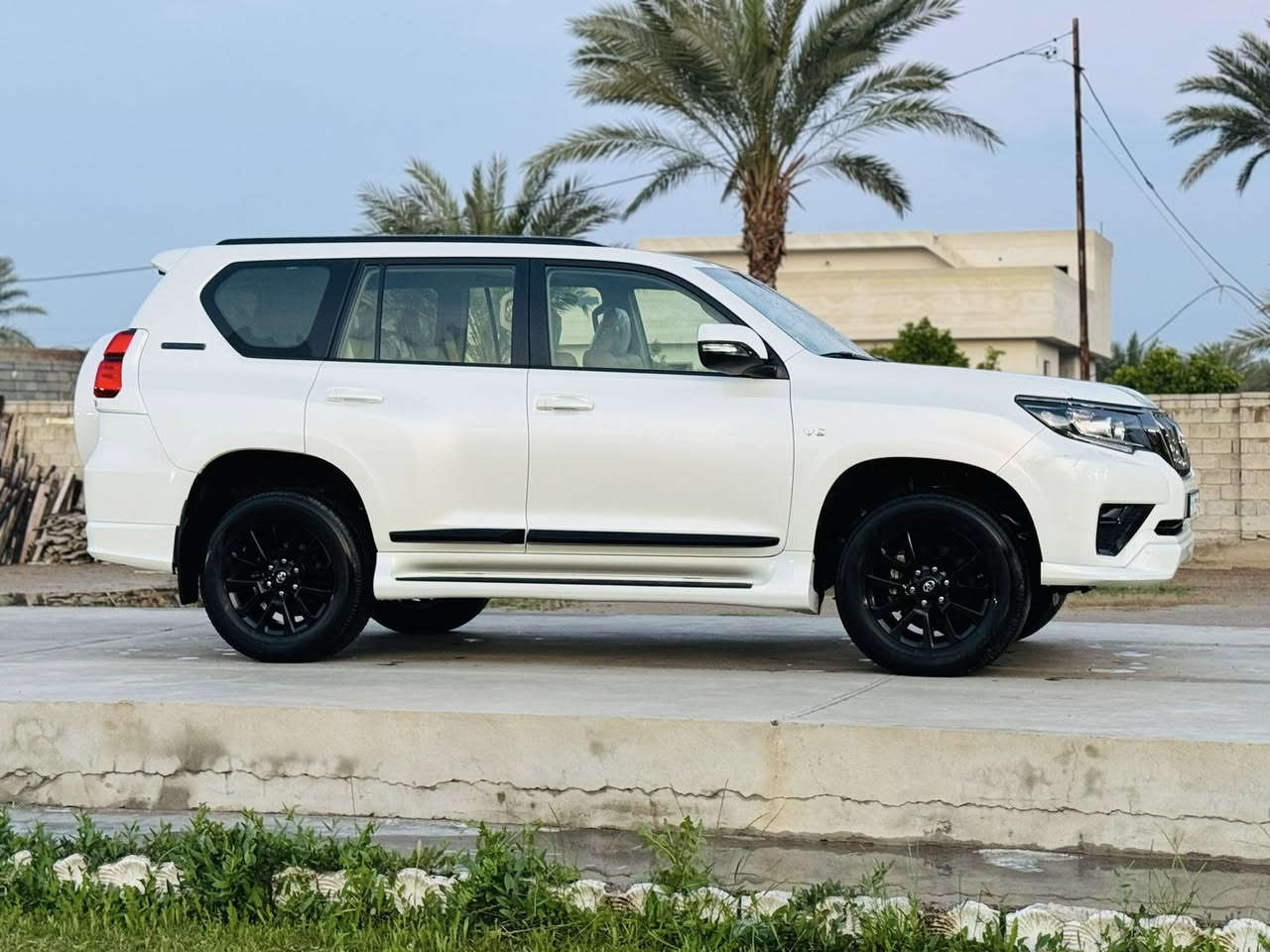 تيوتا برادو
موديل 2022 

VX فول موصفات

مقاعد مامية كهرباء وتبريد 

شاشا كبيره تدعم الكار بلي 

ثلاجه وصطية 

شاحن واير الس 

مري شفط وية القفل 

اشاره ترحيب 

تشغيل عن بعد 

تبريد 3 قطع 

7 راكب 

عدسه دواره وية الستيرن 

السياره ماشية 41 الف حقيقي 

السعر 47 الف 

سوناره مرفق بل منشور 

مكان السياره بغداد 

رقم صاحب السياره ***********
