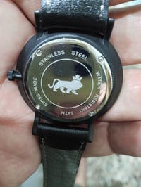 سويسرية • نظافة ٩٩٪ • ساعة