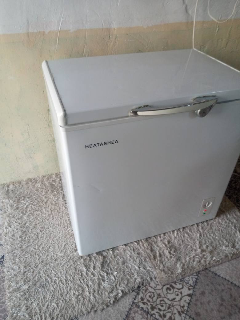 مجمده هيتاشي شرط وضمان حيل جديده يرهم مراوس بأي حاجه والعنده هم نشتري عاطل شغال *********** كركوك, العراق
