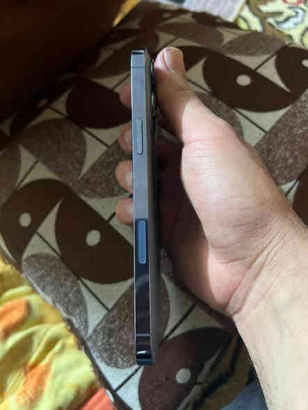 السلام عليكم 
ايفون ١٣ برو ماكس لبيع 
ذاكرة ٢٥٦ امريكي مكفول مامبدل شي بي وتر
بطارية ٩٢ بشرط مامعليه ضمان
السعر ٧٥٠ 
المكان بغداد البلديات 
***********
