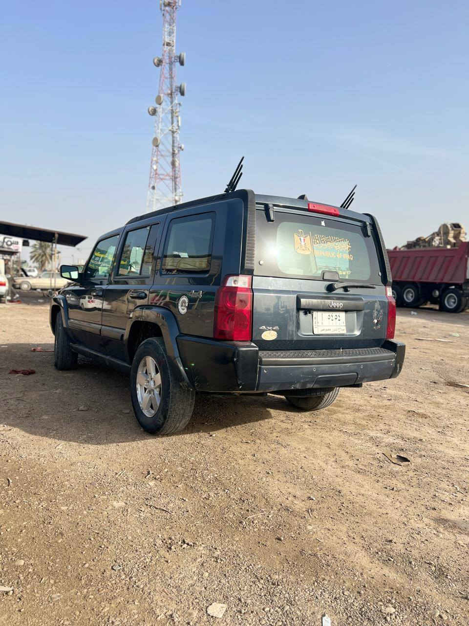 السلام عليكم
للبيع جيب كومندار 2007 محرك 3700  كير محرك تبريد تدفئه كلها تمام مكفوله من ضربه وصبغ بلادي رقم مميز 5454صلاح الدين سياره بسمي تحويل شوكت ميعجبك عليها غرامات تنزل من سعرها 95 رقمي ***********
