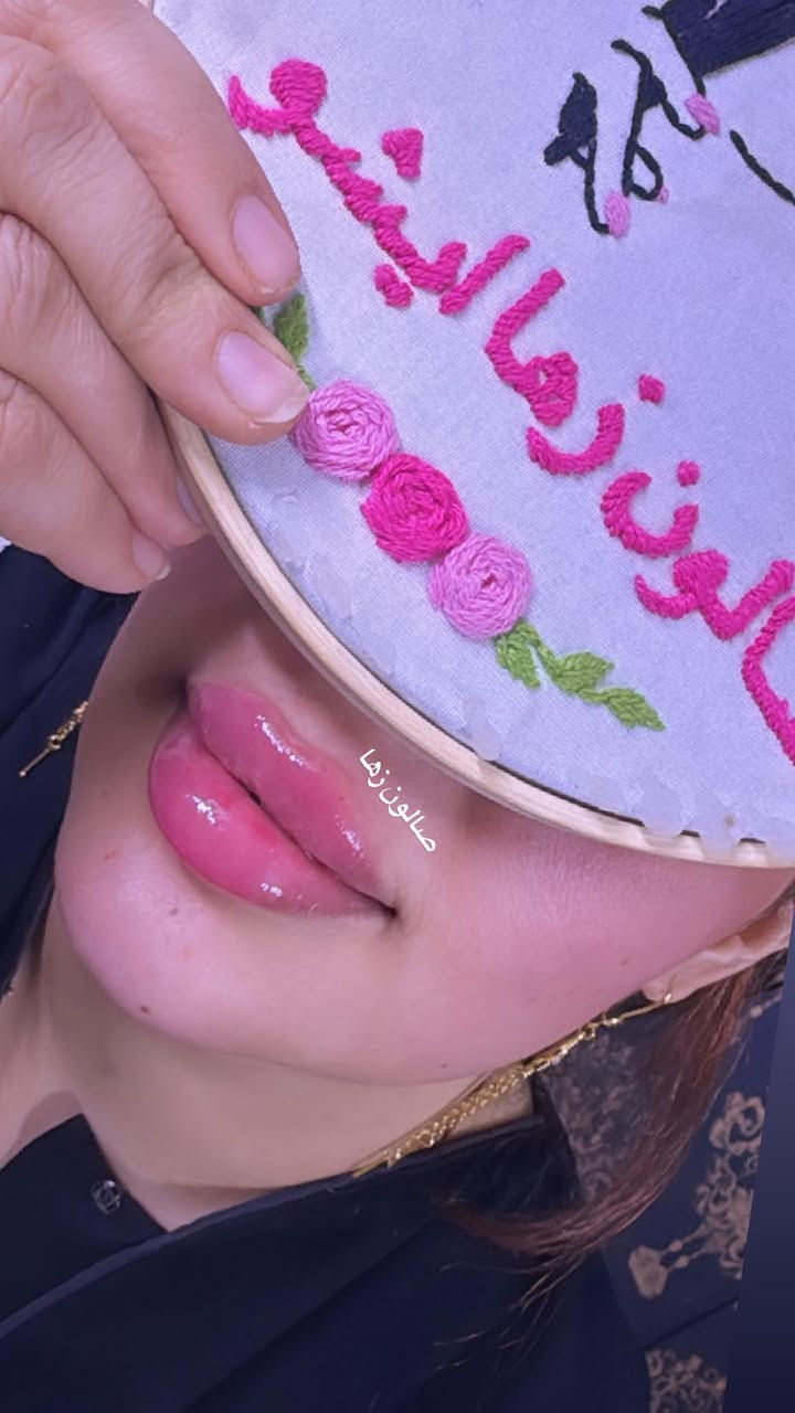 عروض جديده. بنات انتهزي الفرصه 
كل اثنين الثالثه مجاناً 

على جميع الأقسام 
نجي على قسم الحفافه حفافه وتنظيف البشره 10 كل اثنين الثالثه مجاناً 

حفافه فقط 7 

تنظيف البشره العميق ب 15   و الملكي ب 25 كل اثنين الثالثه مجاناً 

تنظيف القدم 15 الملكي والعادي ب 10 كل اثنين وثالثه مجانا 

معالج فقط للشعر ب 25 كل اثنين الثالث مجاناً 

فلر شفه نفس السعر القديم جميع أنواعه كل اثنين الثالثه مجانا 

ابره نضاره ابره العروس سعر جلسه 40 كل اثنين ثالثه مجانا 
ابره طماطه سعر الجلسه 90 كل اثنين ثالثه مجانا 

تسريح و معالج الشعر تبدي الاسعار من 50 وانتي صاعده حسب الشعر وكل اثنين والثالثه مجانا 

العرض لمده 10 ايام فقط 
يبدي العرض من يوم السبت المصادف يوم 3 /1 
لحد يوم 13 /1 

العنوان سبع البور شارع 60 مقابل مركز الصحي مقابل جامع وحسينية آهل آلبيت ع 

للاستفسار والحجز واتساب *********** ادمونه زهراء ❤️
