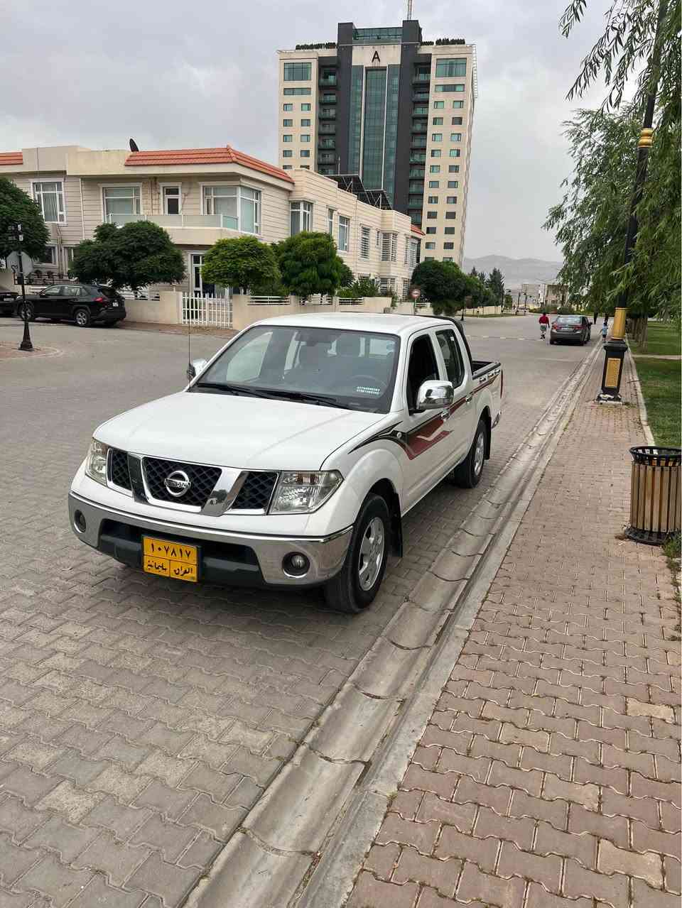 نيسان ناڤارا موديل ٢٠١٣ زور پاك و خاونه مه كينه نه كراوه بي ده عمعه *********** السليمانية, العراق
