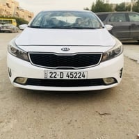 للبيع او مراوس كيا سيراتو 2017محرك1600 نص فول  بيها جاملغ امامي مبدل و...