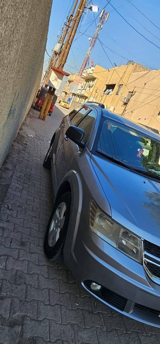 دوج جورني موديل ٢٠١٥ رقم ذي قار الإنكليزي مشروع وطني ماشيه ٩٦ نظيفه السعر ١٢٠ وبيهه مجال موجوده السياره في بغداد الزعفرانيه الاتصال على الرقم هذا. *********** متوفر واتساب
