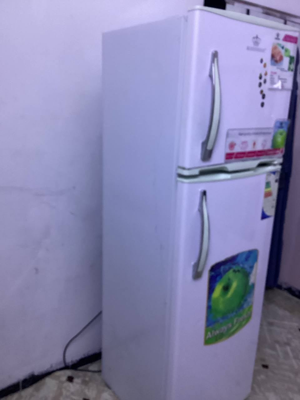 ثلاجة مستخدمة للبيع جديدة بشكا ماواصلة تصليح ابد ماطورهة الاصلي للتواصل واتس اب ***********
