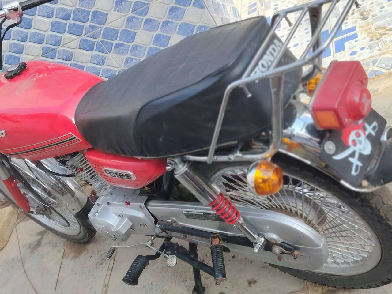 دراجه نامه برو للبيع موديل 21 أوراق اصولي مكينه مجفته كهربائيات شغاله اشاير لايت رونات كلها شغاله مكان ناصريه الشطره السعر 700شراي يتصل ***********
