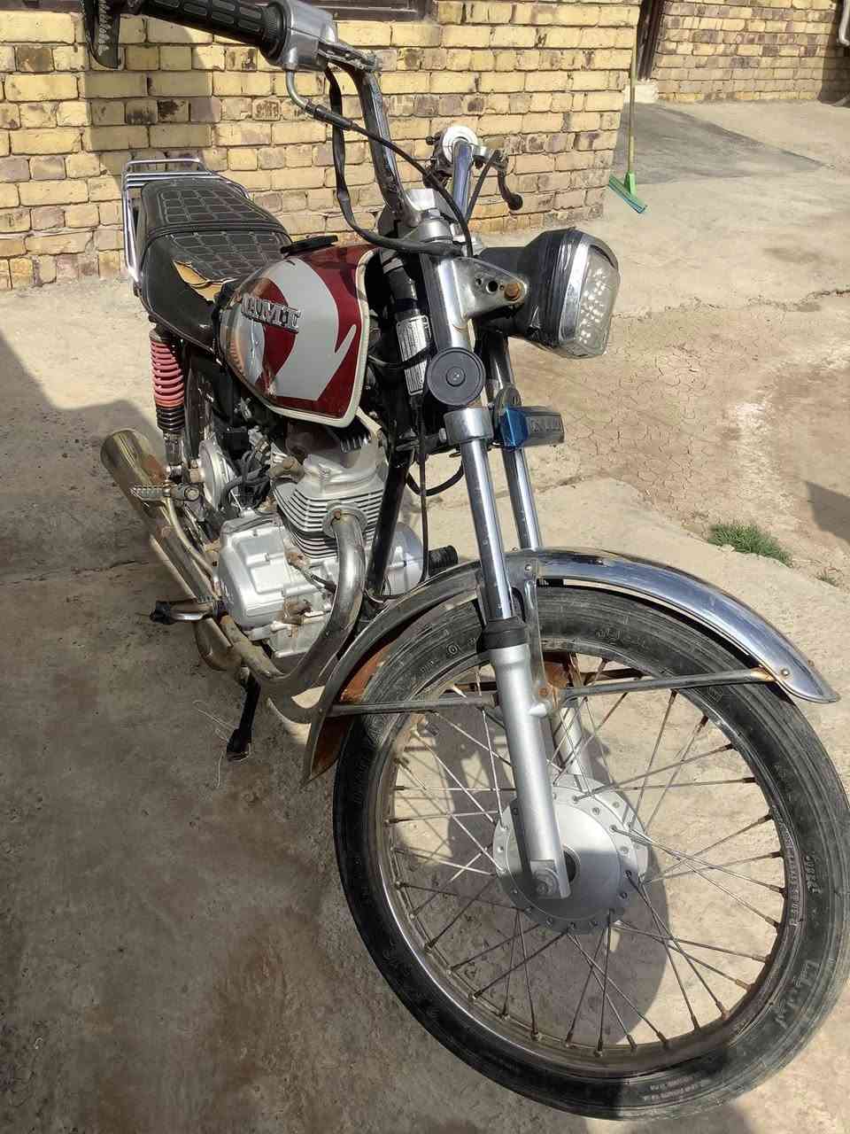 دراجه نامه شلامجه اوراق بيه خسفه بسيطه بل تانكي ب700 وبيه مجال


**إذا كنت صاحب هذا الإعلان وتريد حذفه لأي سبب، رجاءا أرسل رسالة إلى الدعم الفني**