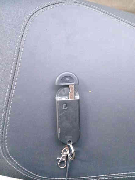 السلام عليكم للبيع دراجه شحن نوك تالج وحش الكون موديل 2025الدراجه بعده جديده بل نايلون مستغدمه قليل ملف 2000
سرعه 80
نضام بارك
نضام بك
شاحن تلفون
قاطع دوره
مثبت سرعه
مانع انزلاق
بصمه
مكاني بغداد الجديده
السعر 975 وبيهه مجال
***********
