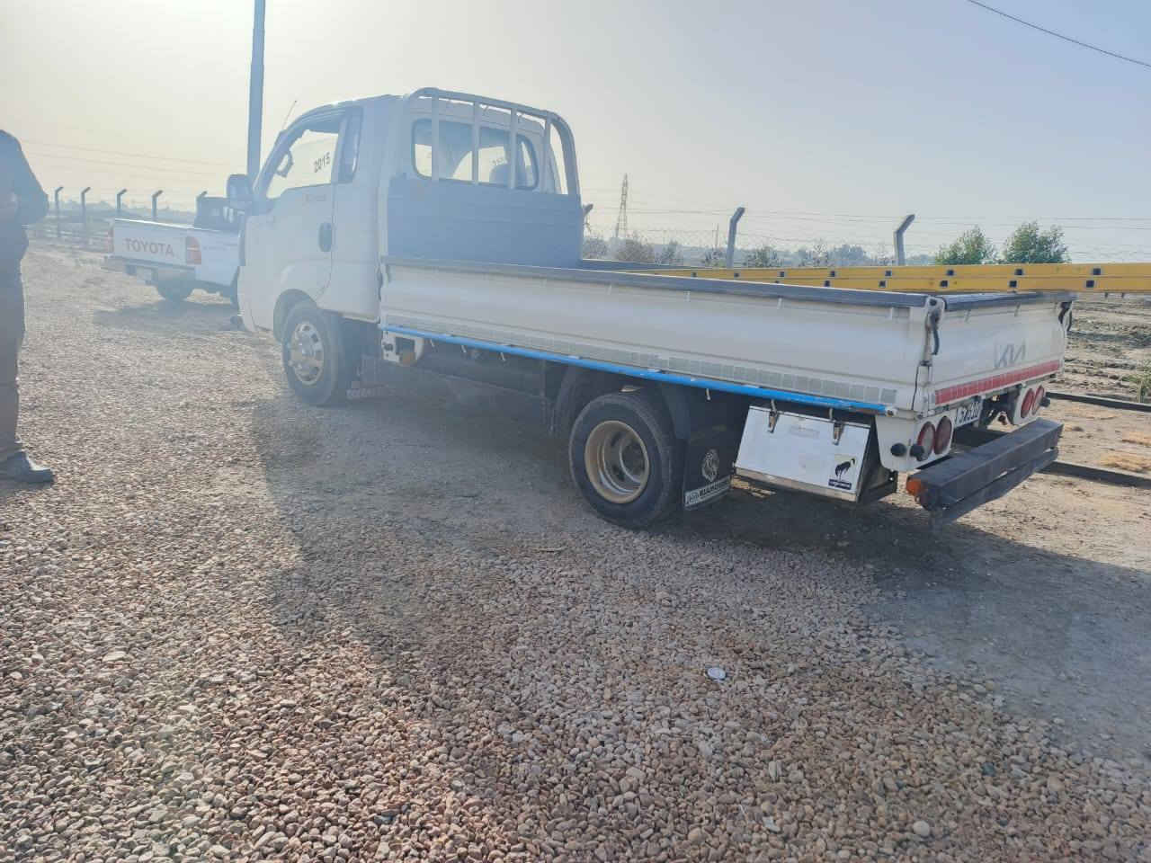 كيا حمل فحل 2015 رقم بغداد انكليزي جاهزة السيارة ع الشرط  تحويل مباشر بأسمي سعرهة 120 وبيهة مجال للأستفسار ***********
