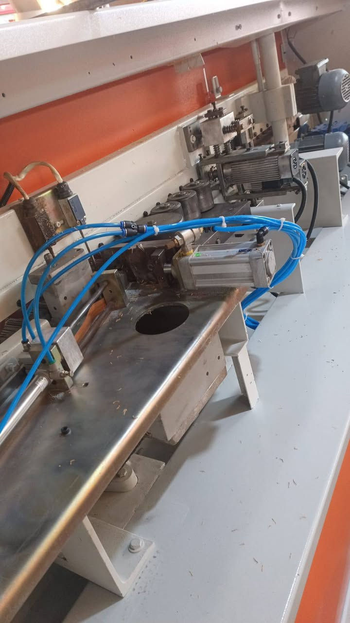 لاصقه. اوز قونيا 3مراحل 
اربيل صناعه جنوبيه خلف شركه اوسكار فرع نجارين 
***********واتساب 
***********واتساب
